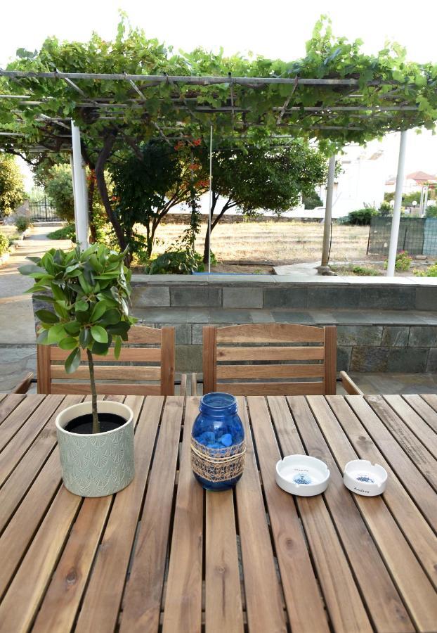 Kampos Family Garden Villa Batsi  Bagian luar foto
